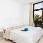 Americas Downtown : Prime Location Accomm. דירה *